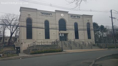 A Jewish synagogue in Monsey New York